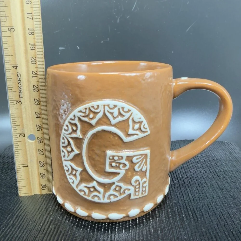 Pottery‎ Barn Gingerbread Stoneware Alphabet Letter G Mug Cup Matte Brown 15 Oz
